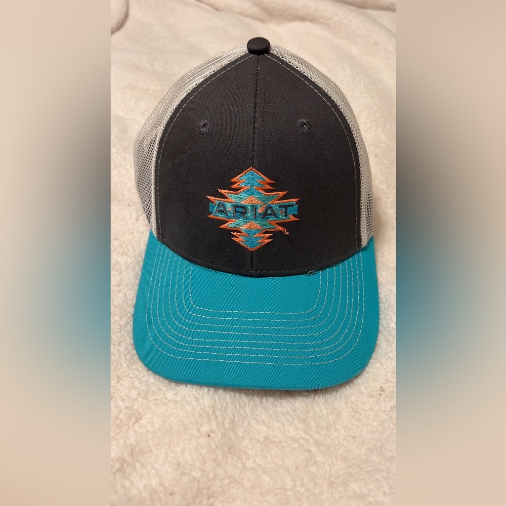 Ariat- Kids Snapback cap, Aztec logo